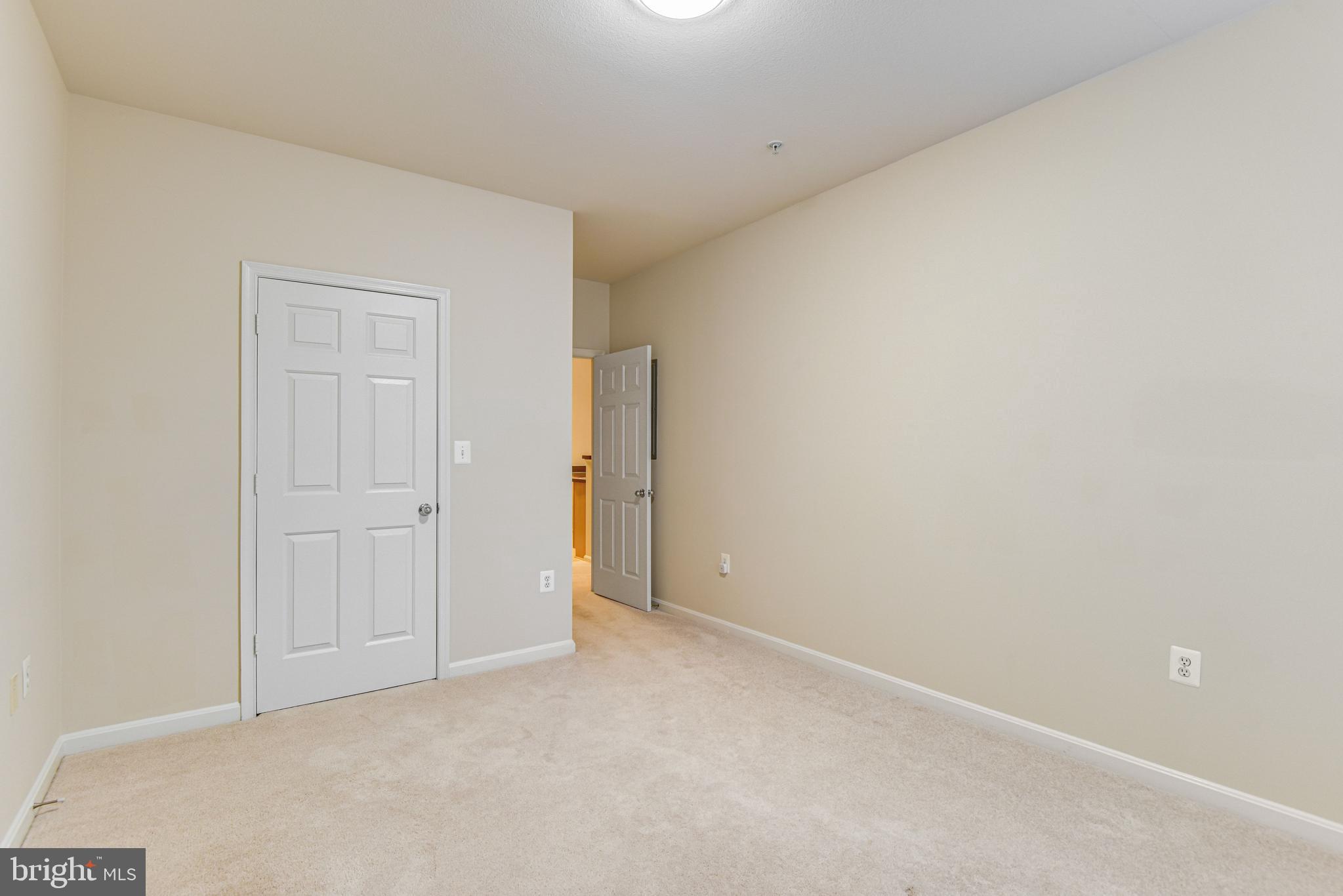 5124 BRITTNEY ELYSE CIRCLE G