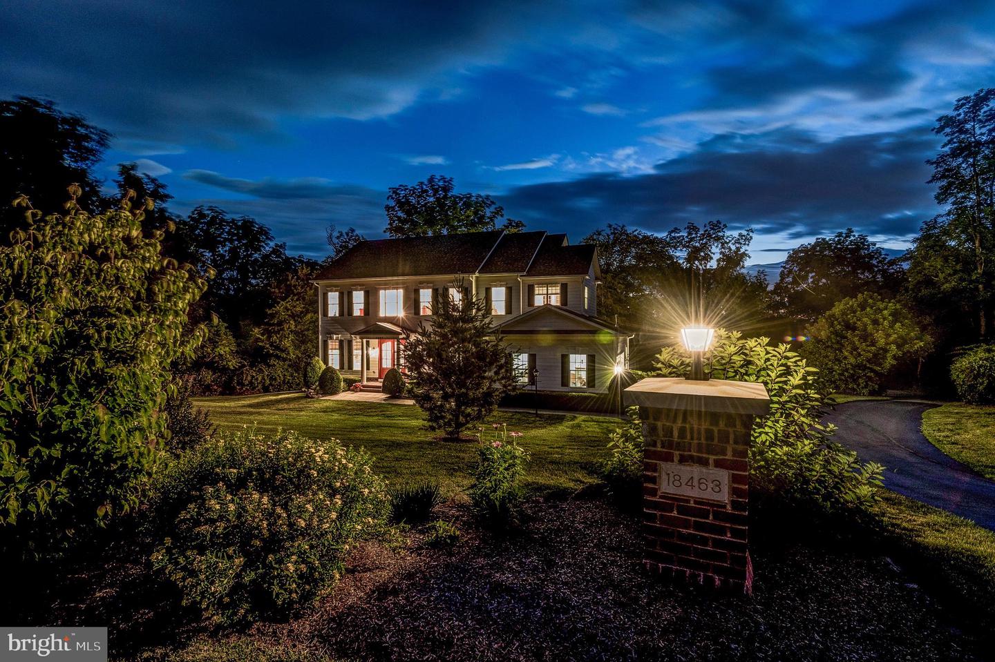 18463 Rustling Woods Ct