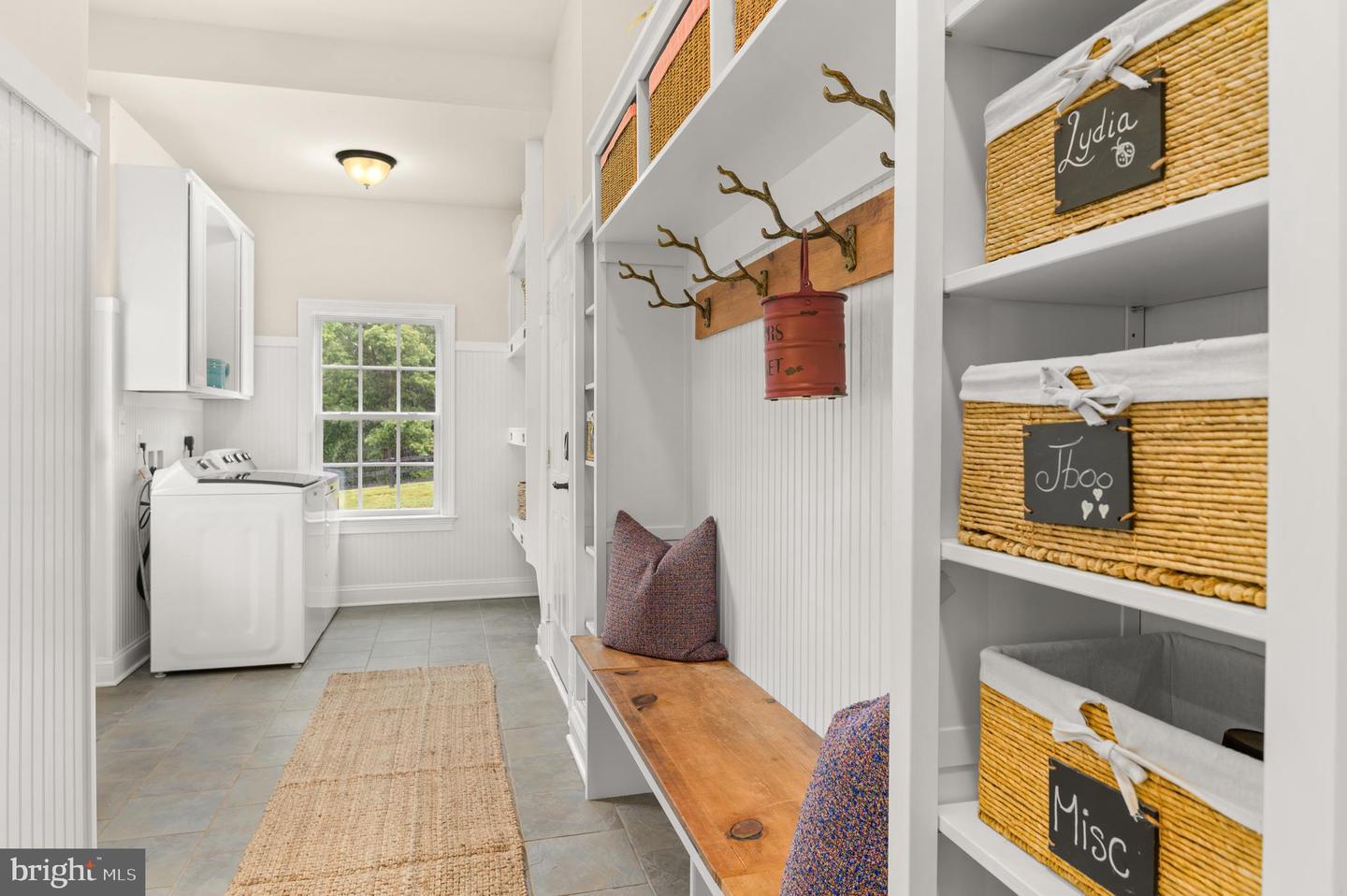 18463 Rustling Woods Ct