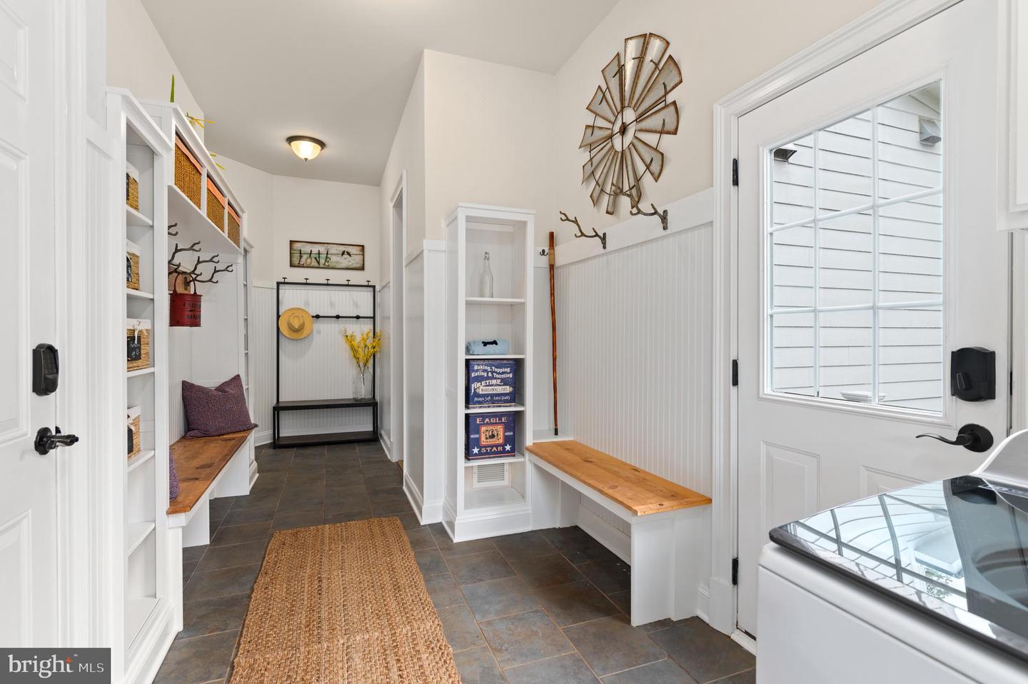 18463 Rustling Woods Ct