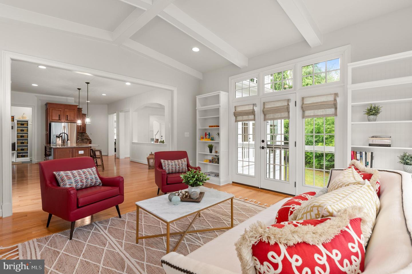 18463 Rustling Woods Ct