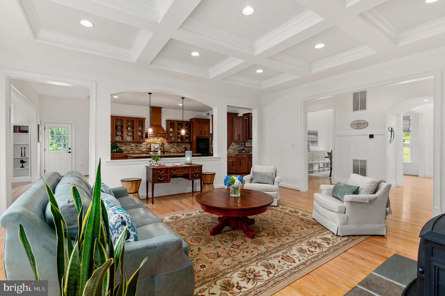 18463 Rustling Woods Ct