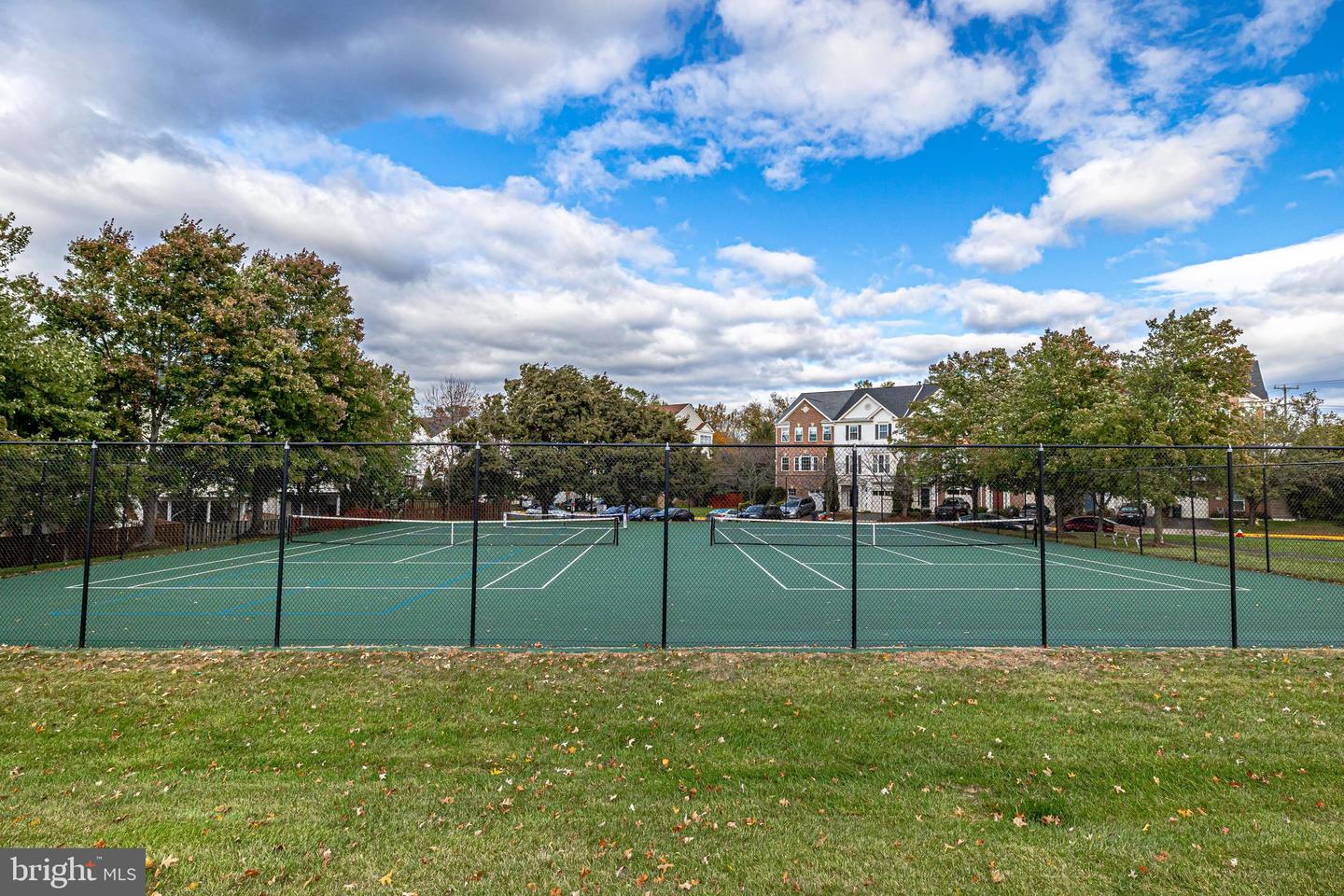 21611 Kings Crossing Ter