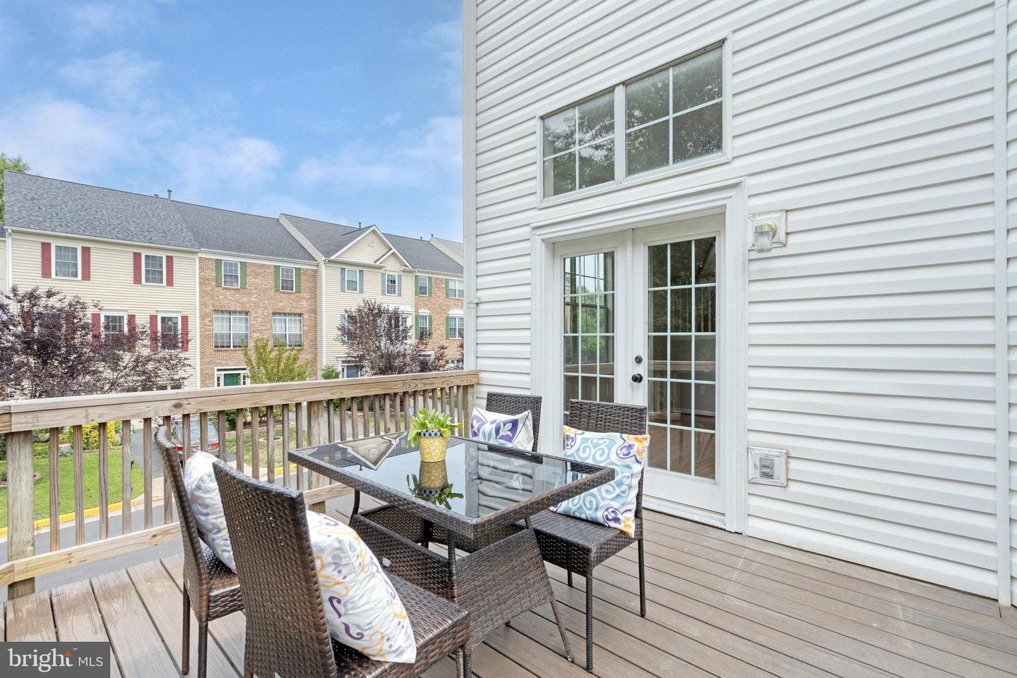 21611 Kings Crossing Ter