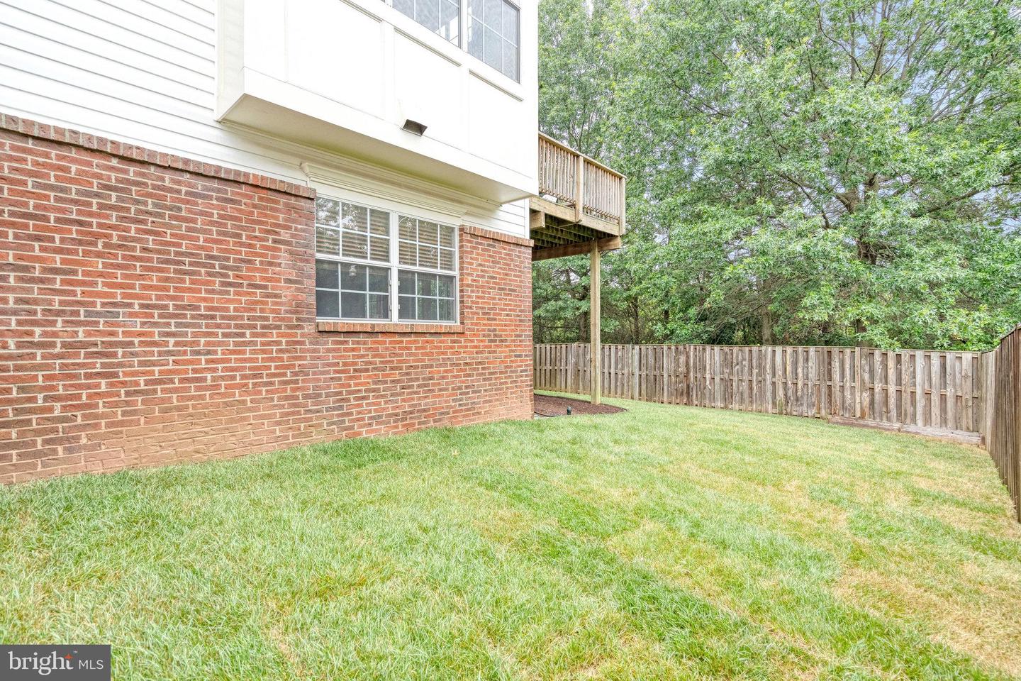 21611 Kings Crossing Ter