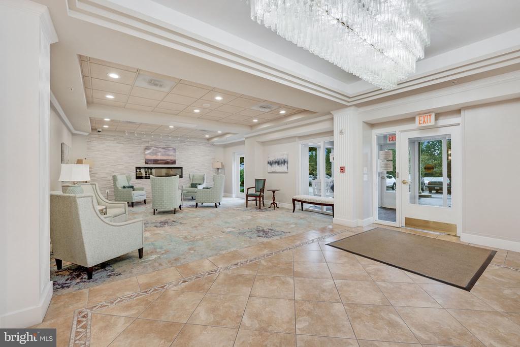 19355 Cypress Ridge Ter #1111