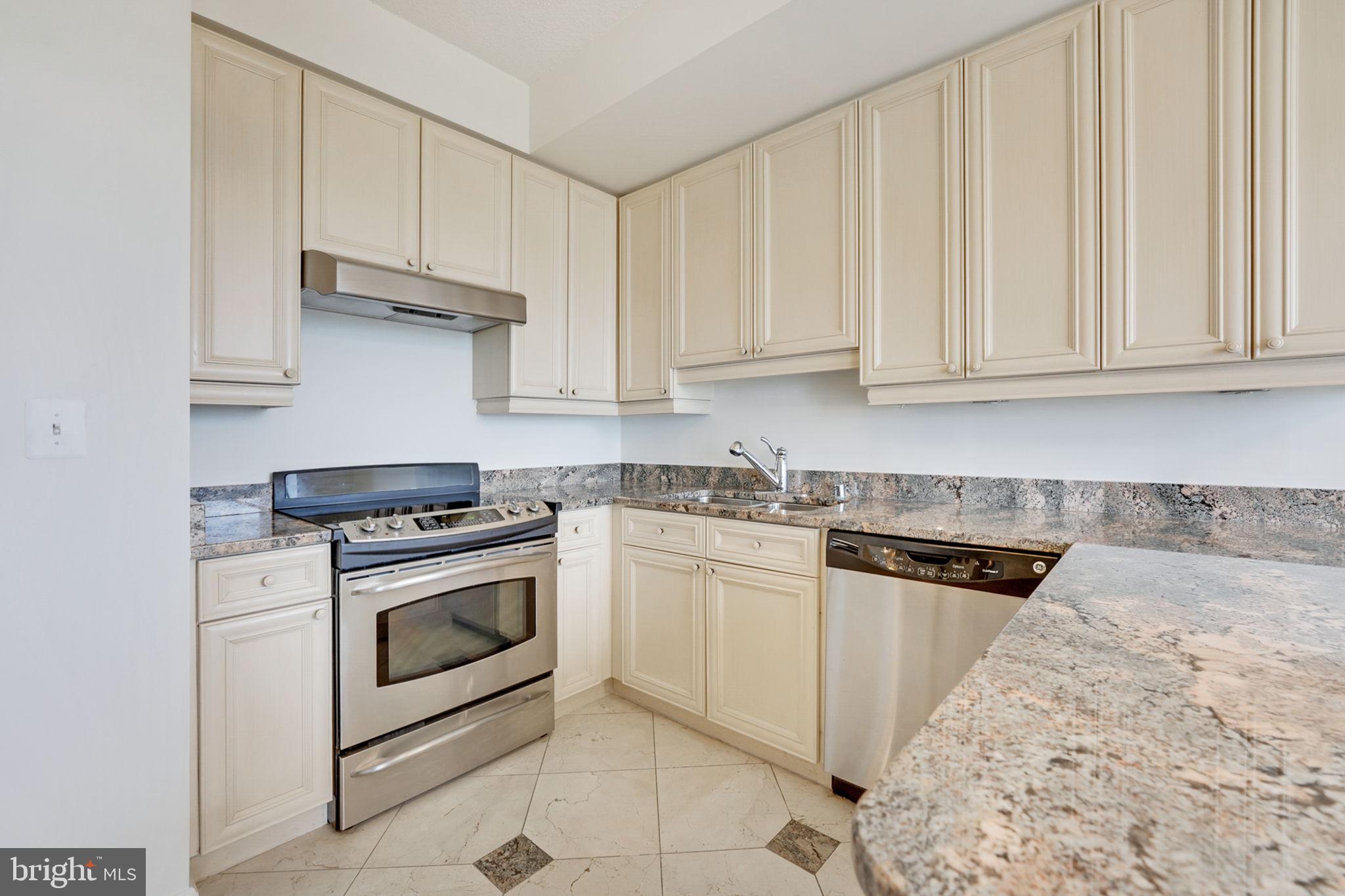 19355 Cypress Ridge Ter #1111