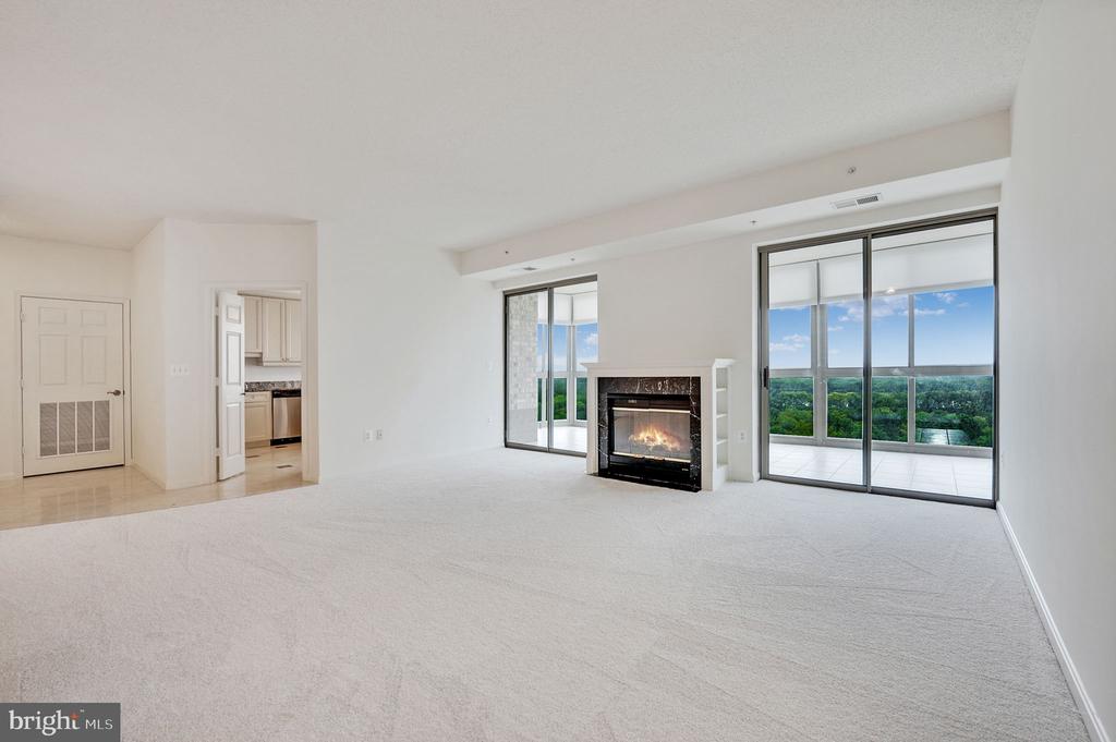 19355 Cypress Ridge Ter #1111