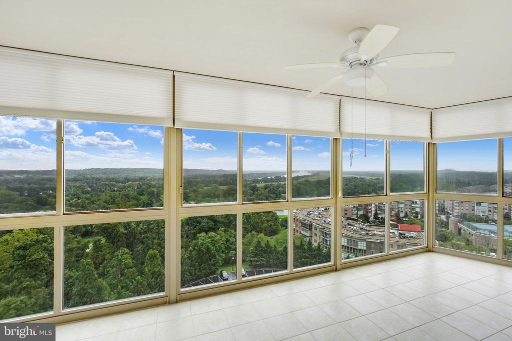 19355 Cypress Ridge Ter #1111