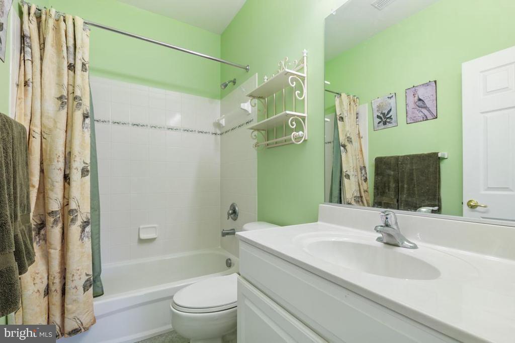 36055 Silcott Meadow Pl
