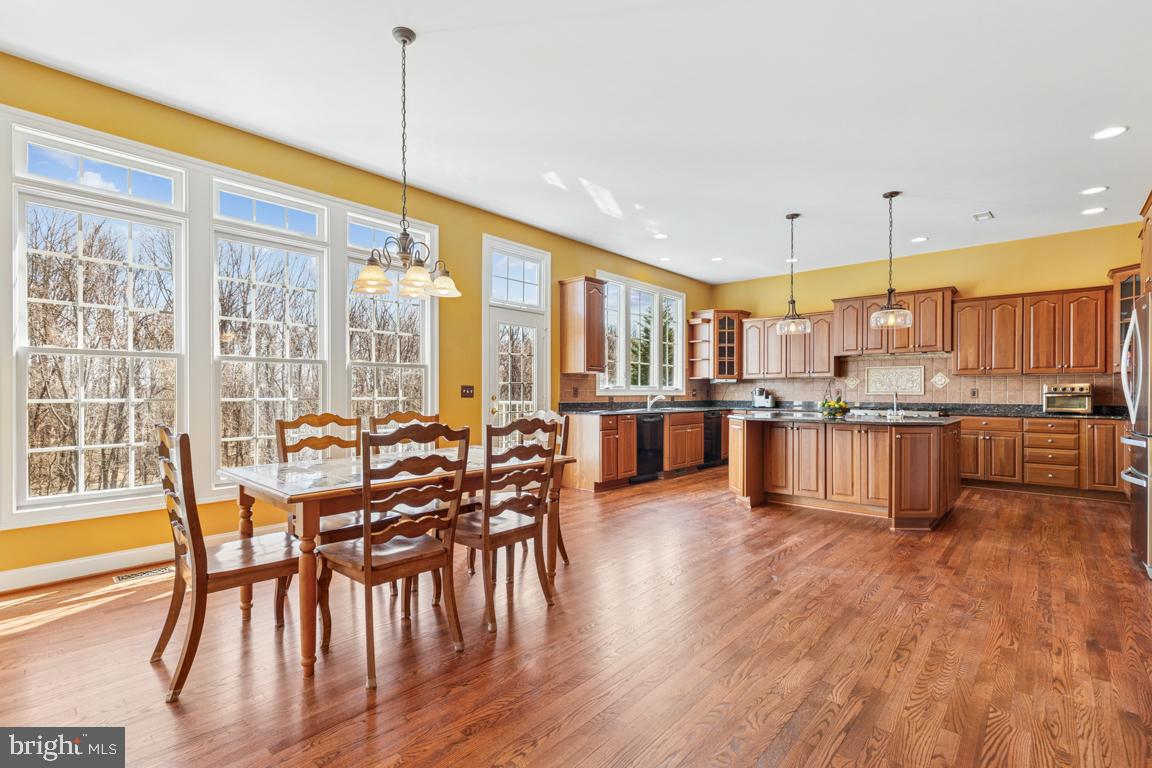 36055 Silcott Meadow Pl