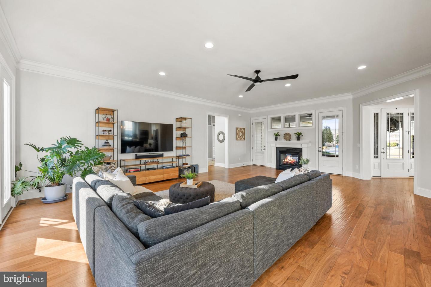 41633 White Yarrow Ct