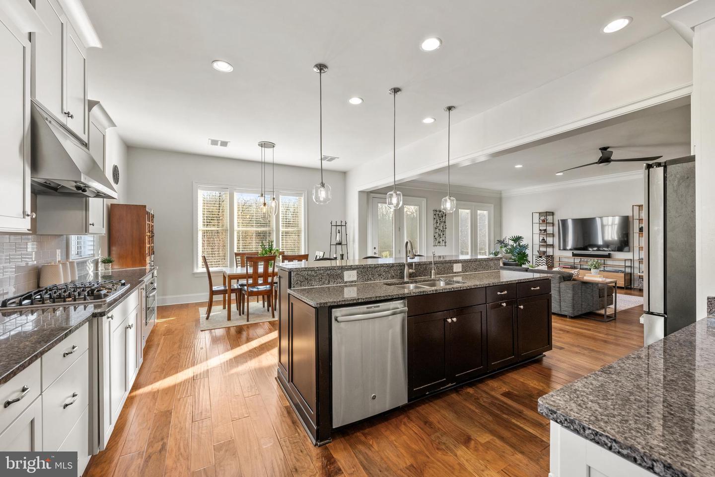41633 White Yarrow Ct