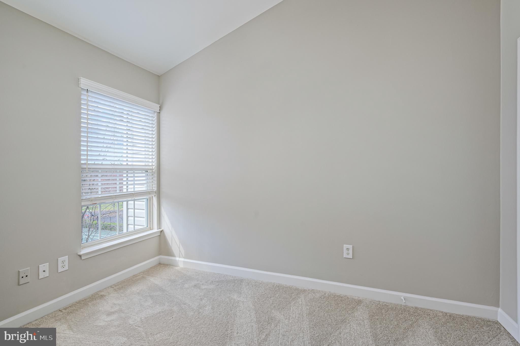 47635 Weatherburn Ter