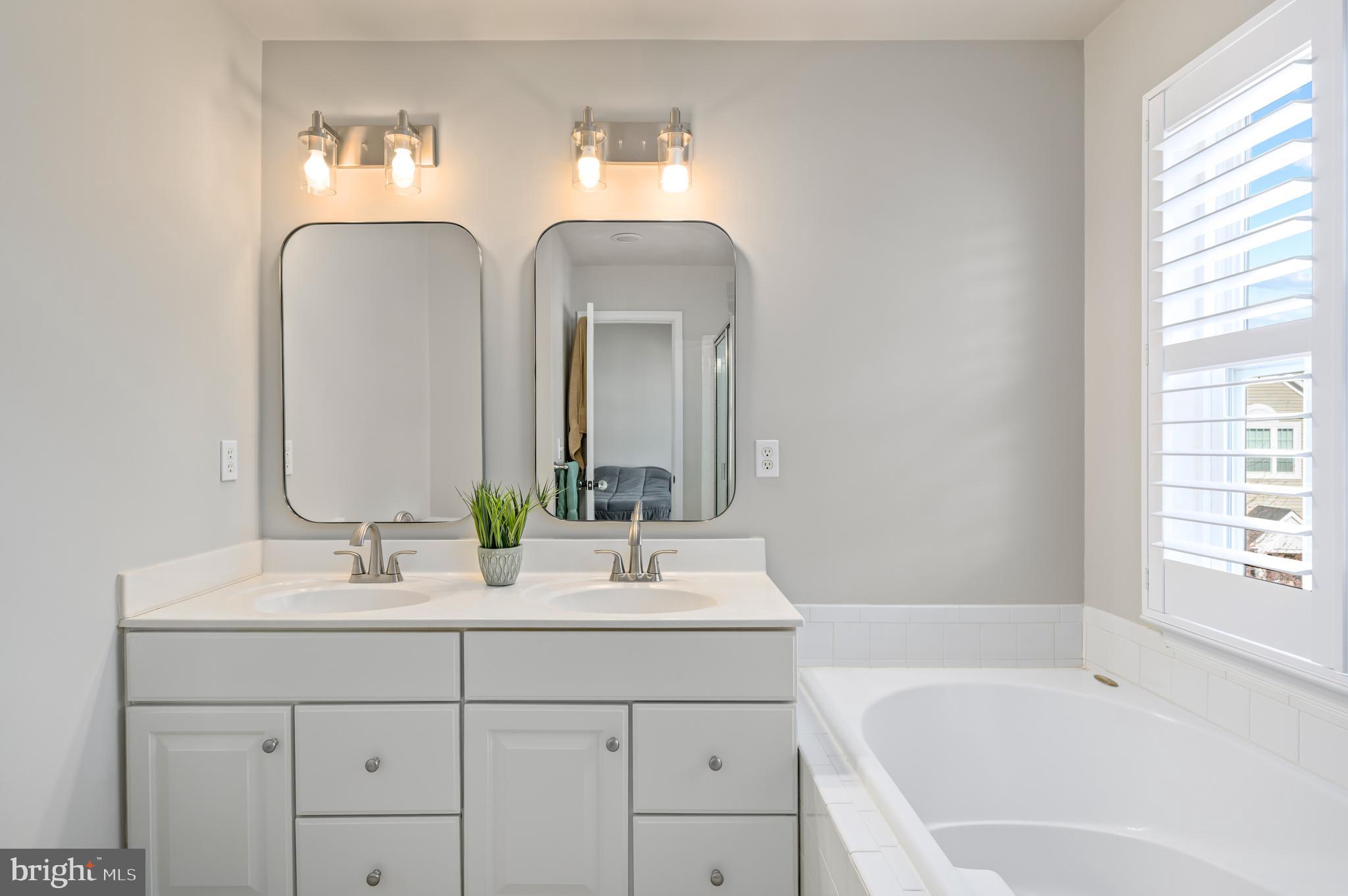 47635 Weatherburn Ter