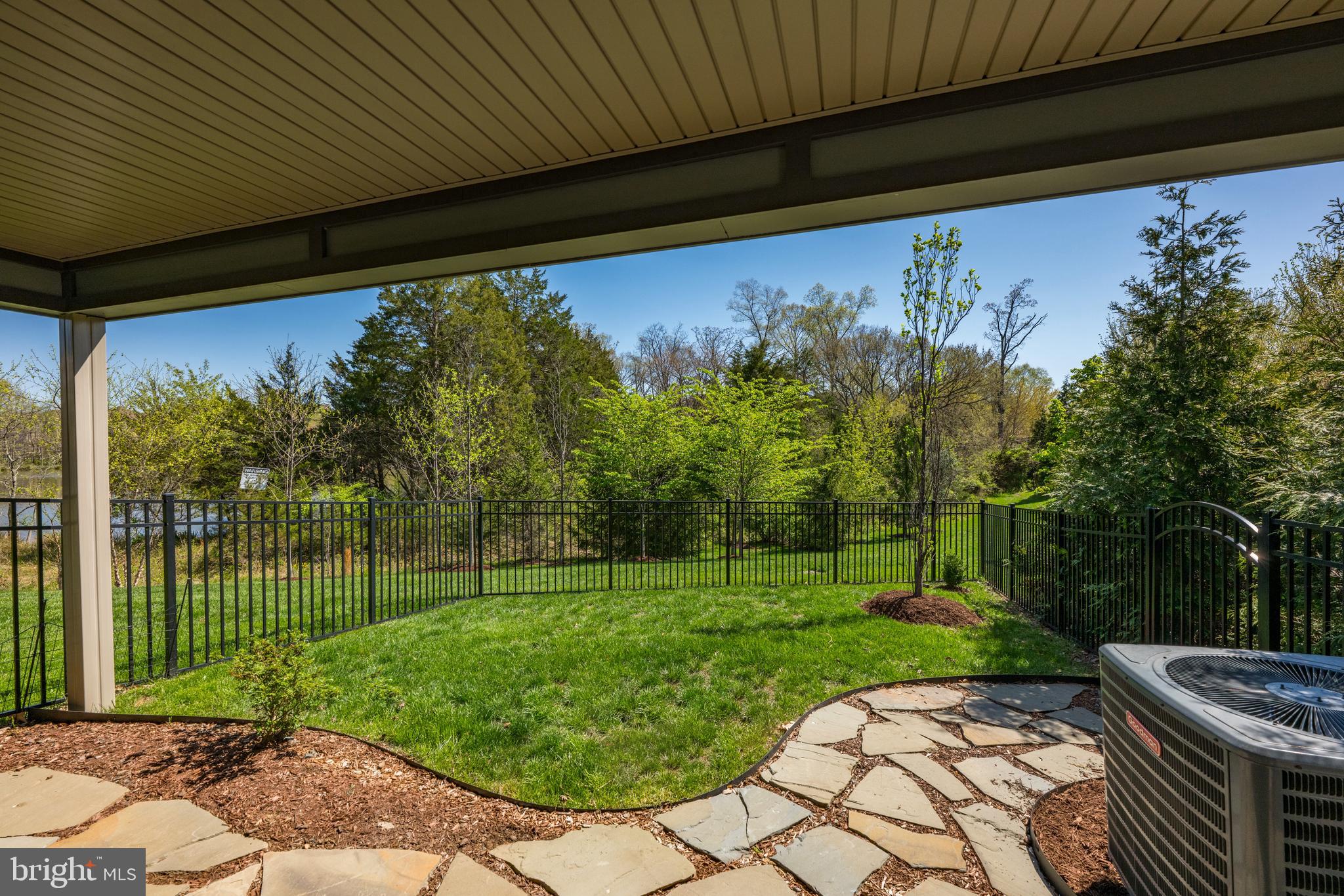 23112 Sullivans Cove Sq