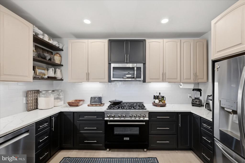 20729 RED CEDAR DRIVE