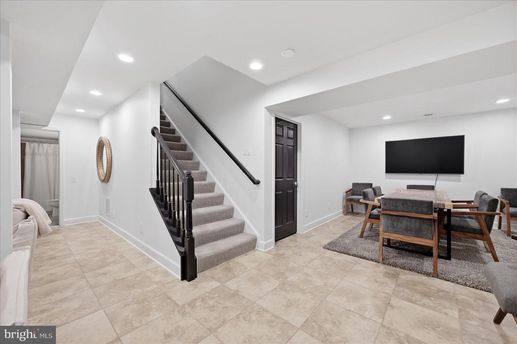20729 RED CEDAR DRIVE