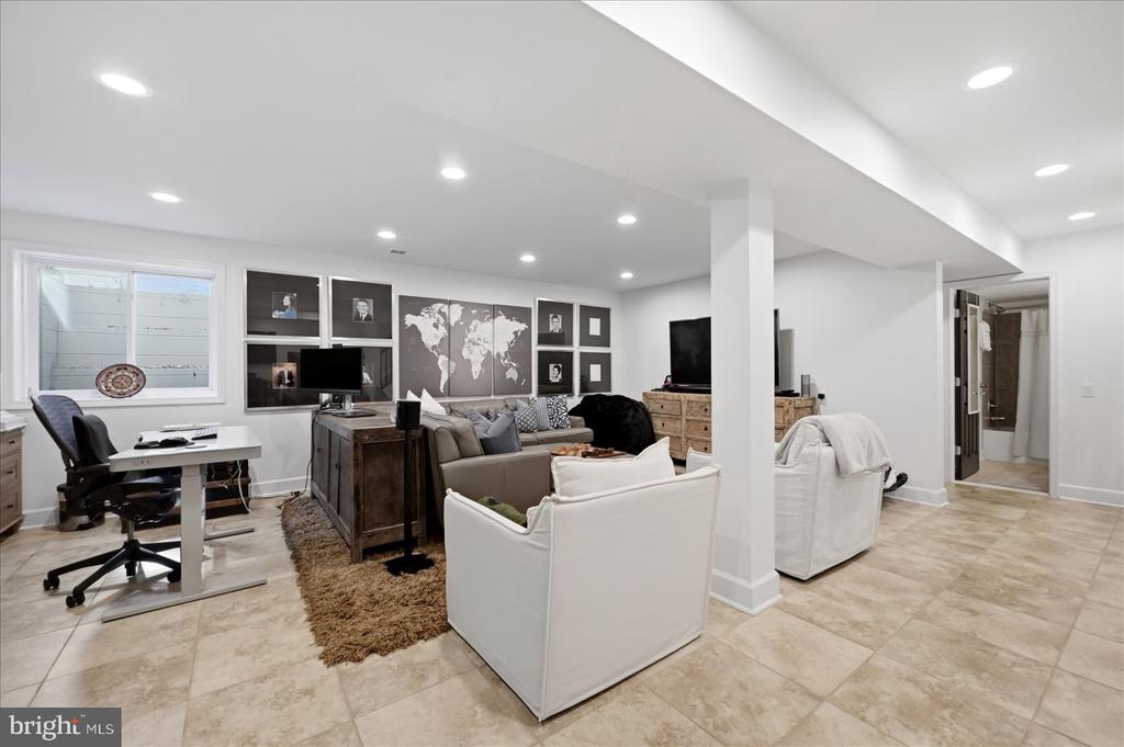 20729 RED CEDAR DRIVE