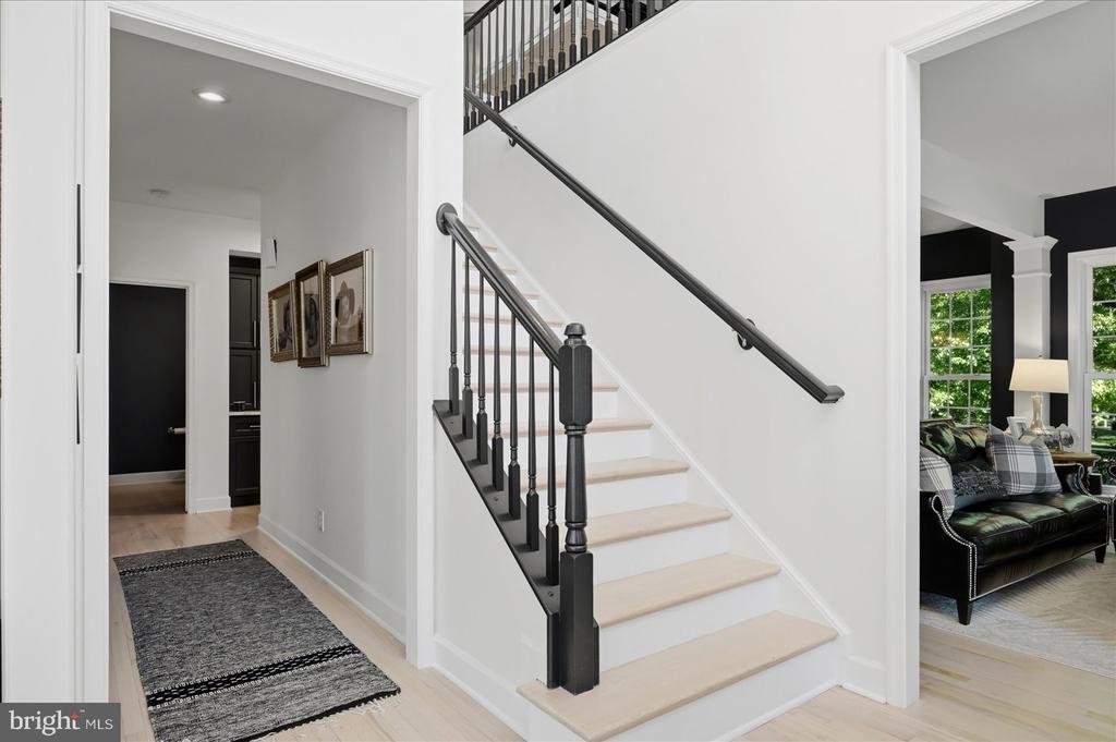20729 RED CEDAR DRIVE