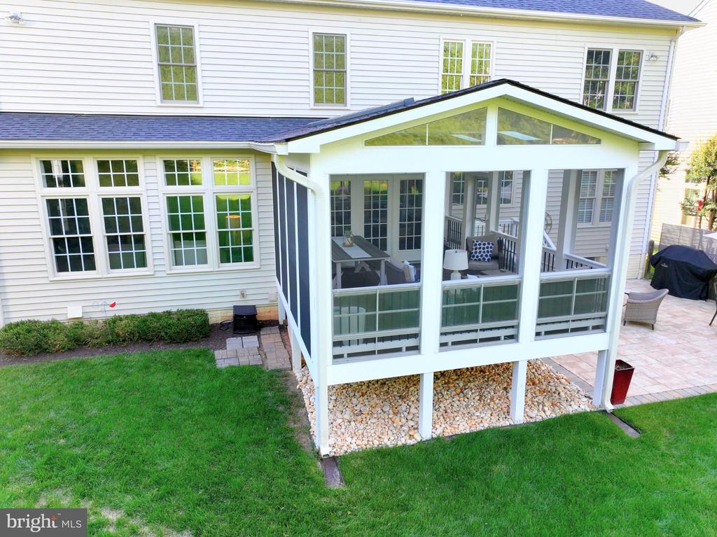 47276 OX BOW CIRCLE