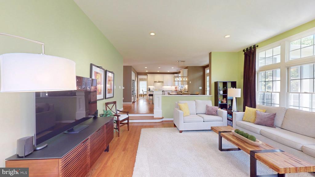 47276 OX BOW CIRCLE