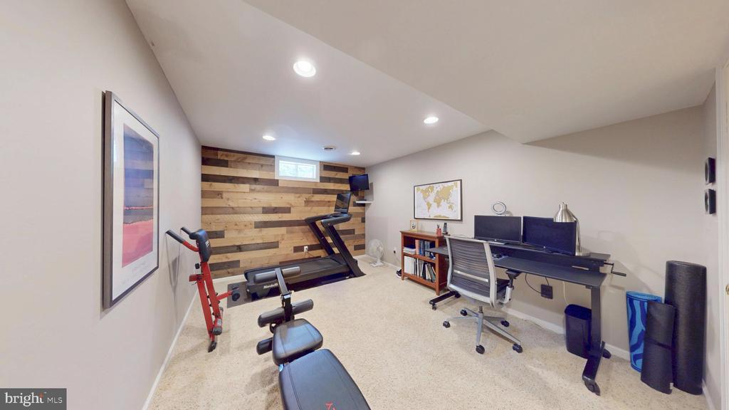 47276 OX BOW CIRCLE