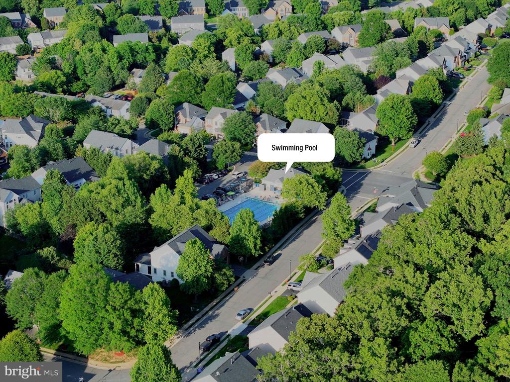 47276 OX BOW CIRCLE