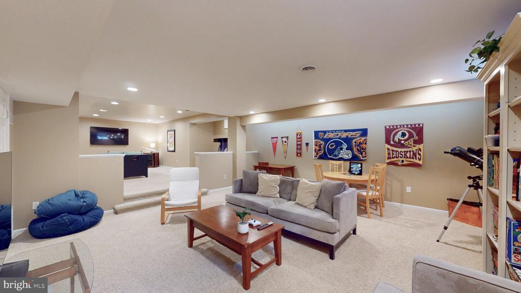 47276 OX BOW CIRCLE