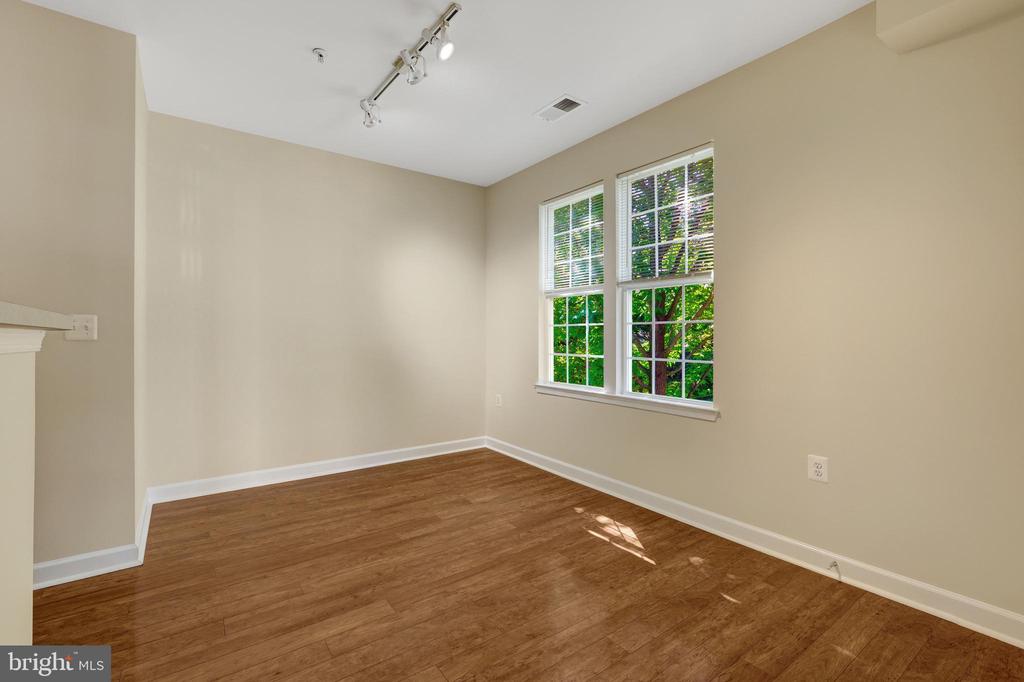22710 BLUE ELDER TERRACE 203