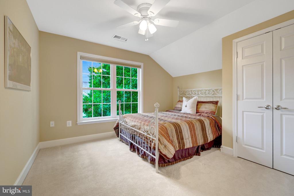 44426 SUNSET MAPLE DRIVE