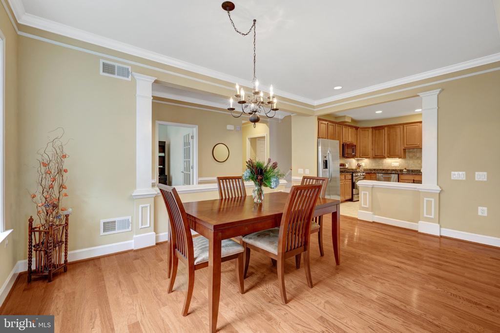 44426 SUNSET MAPLE DRIVE