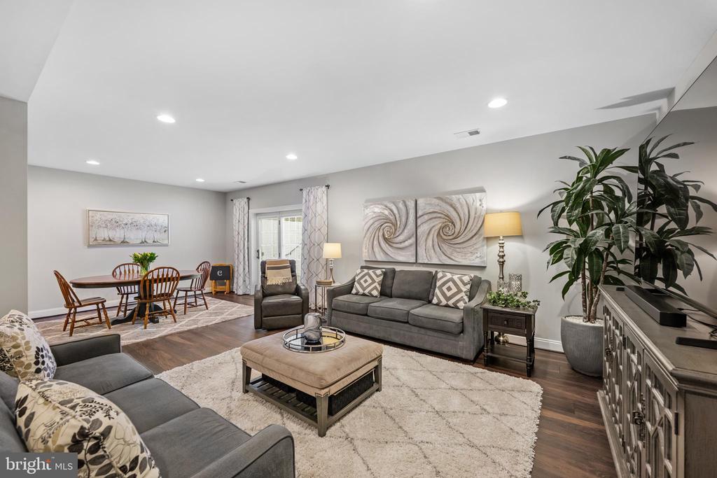 5417 ZOYSIA COURT