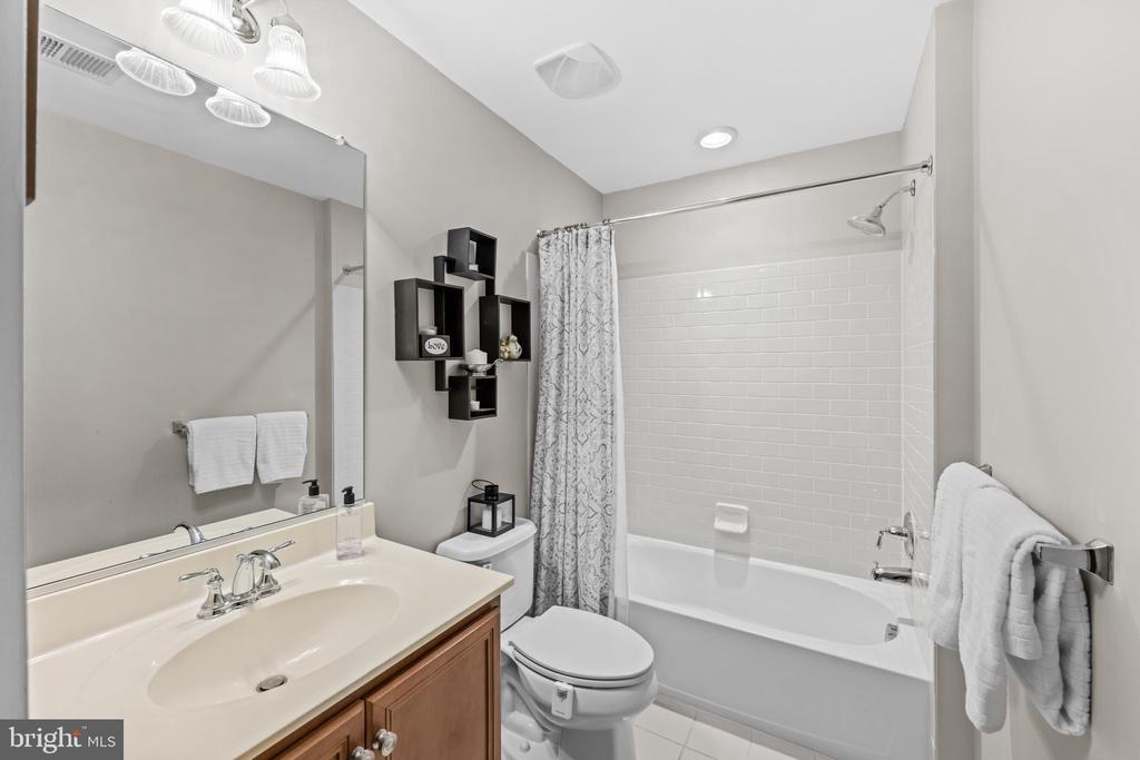 5417 ZOYSIA COURT