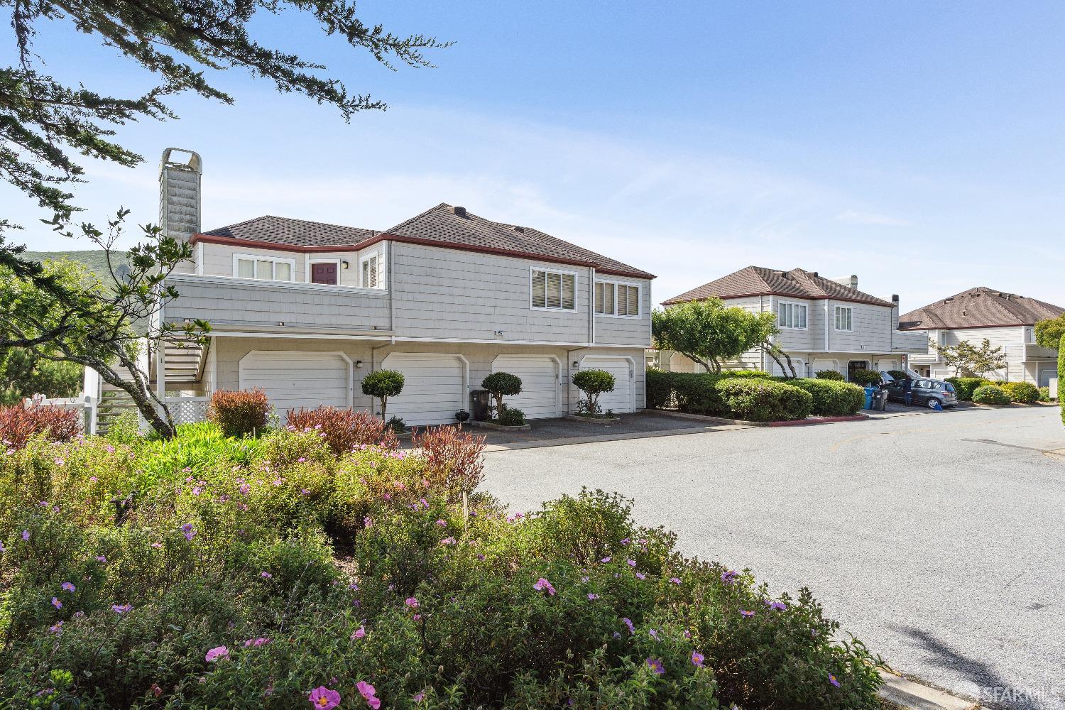 855 Mountain View Drive # 8