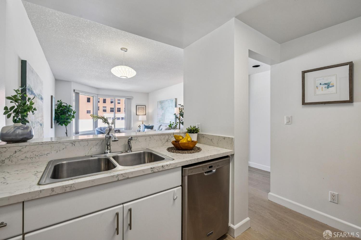 111 Chestnut Street # 512