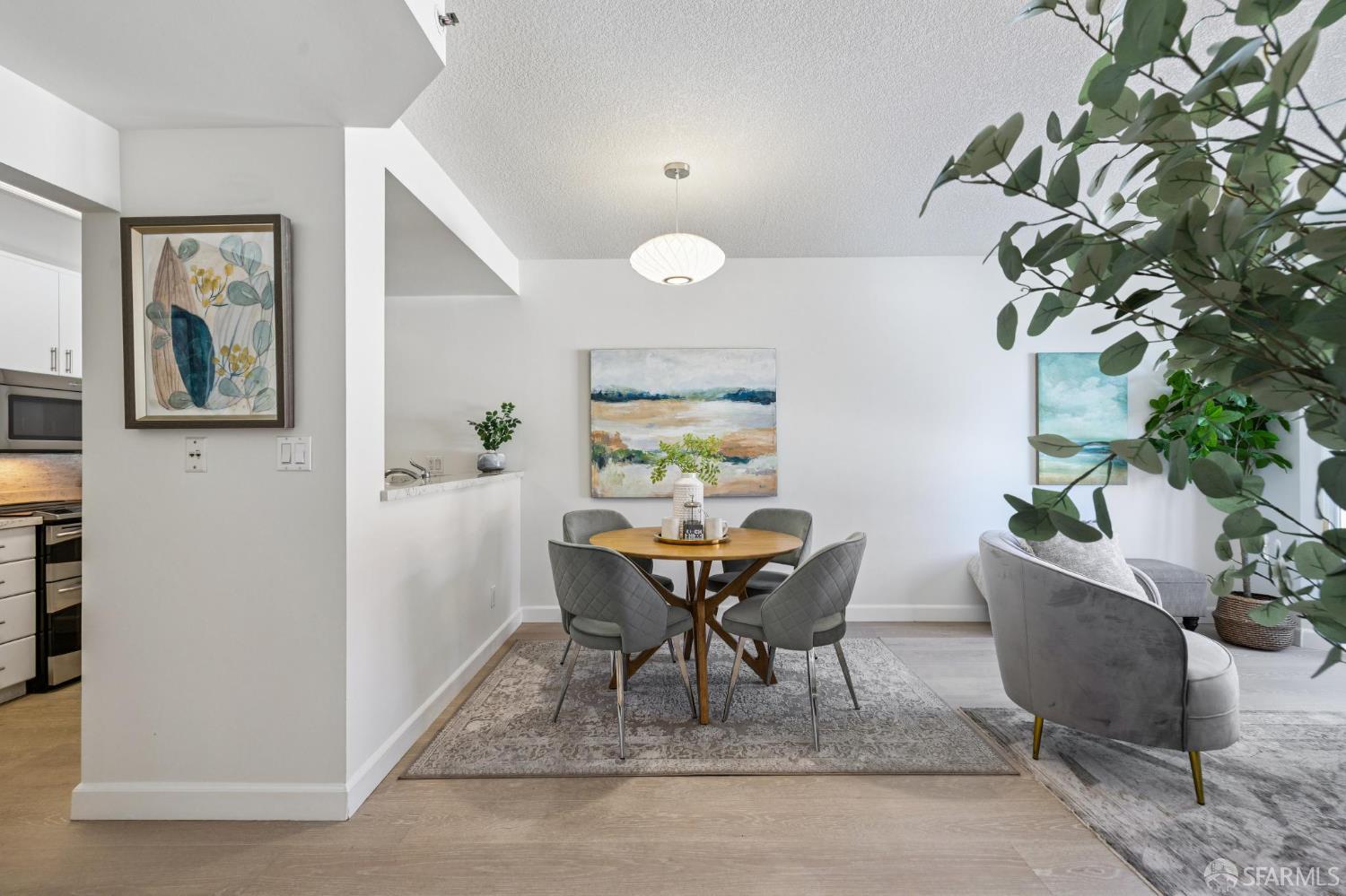 111 Chestnut Street # 512