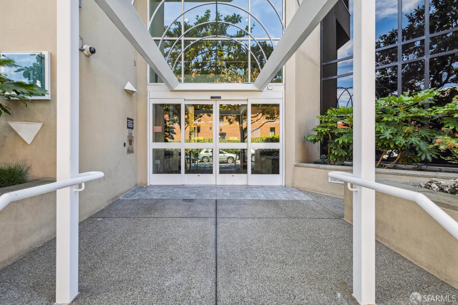 111 Chestnut Street # 512