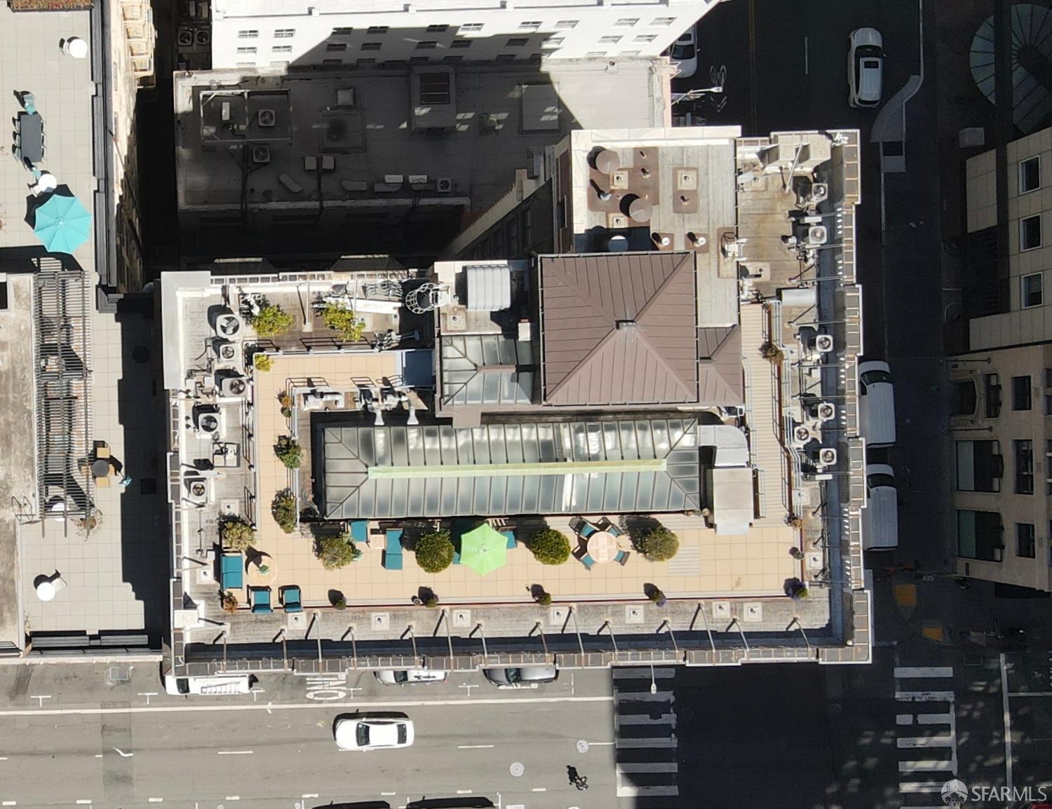 201 Sansome Street # 401