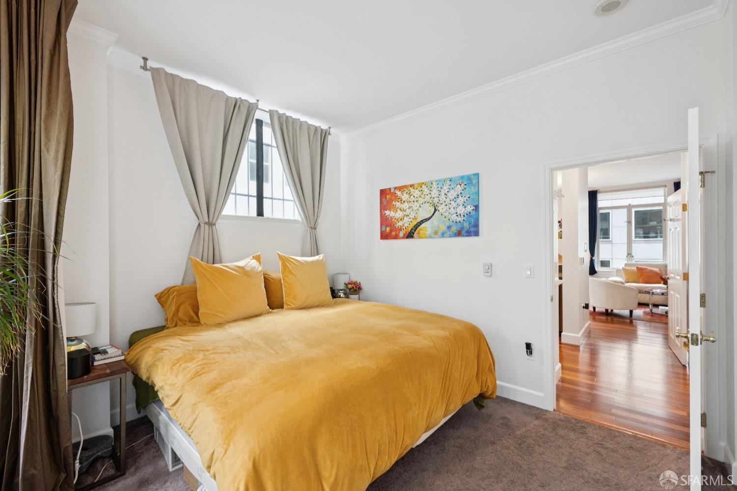 201 Sansome Street # 401