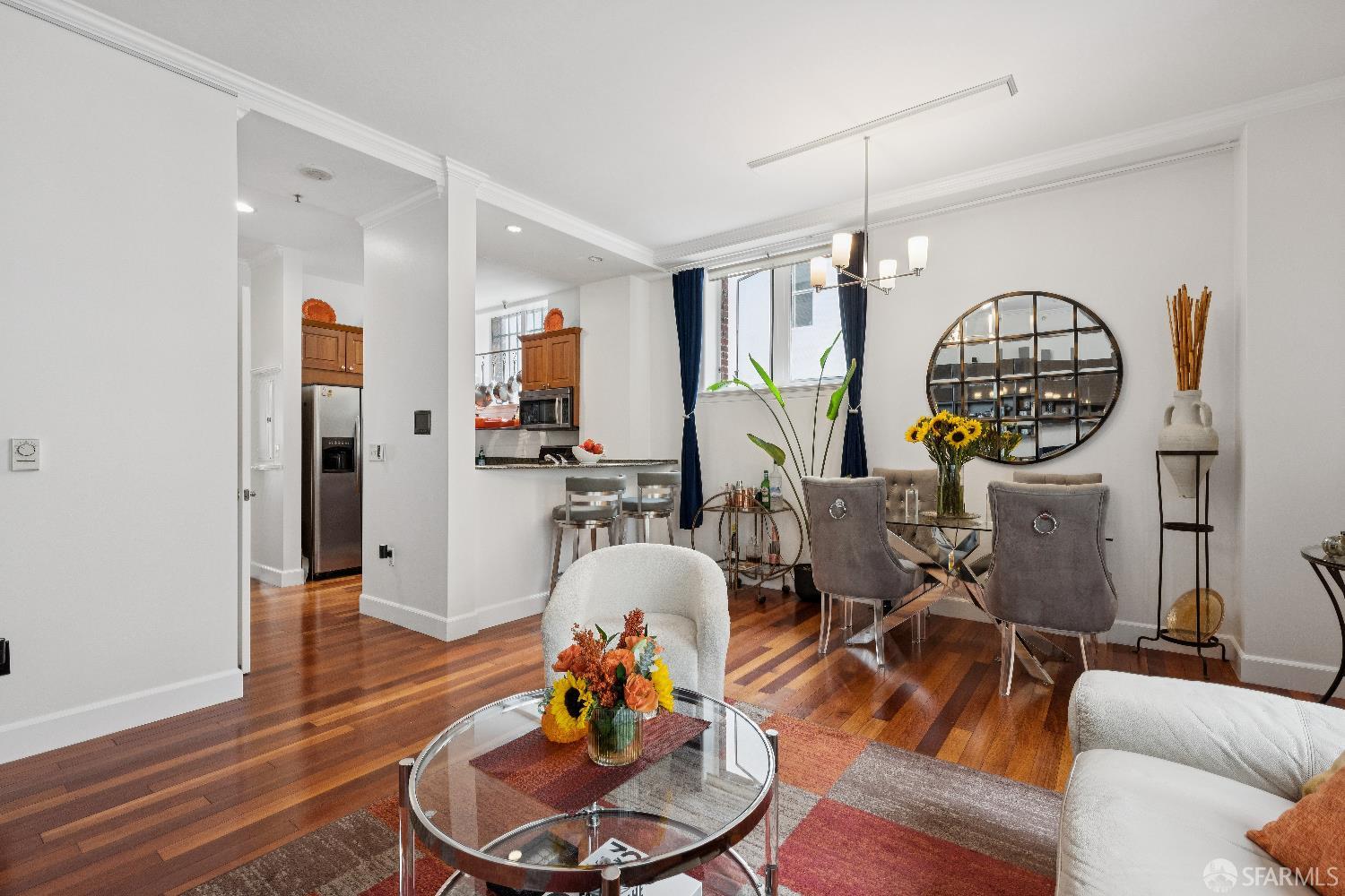 201 Sansome Street # 401