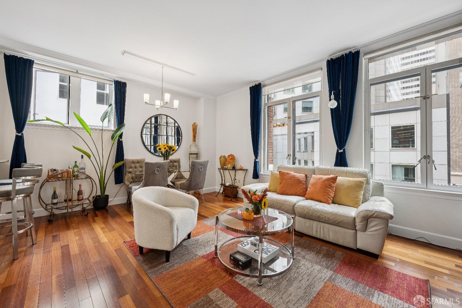 201 Sansome Street # 401