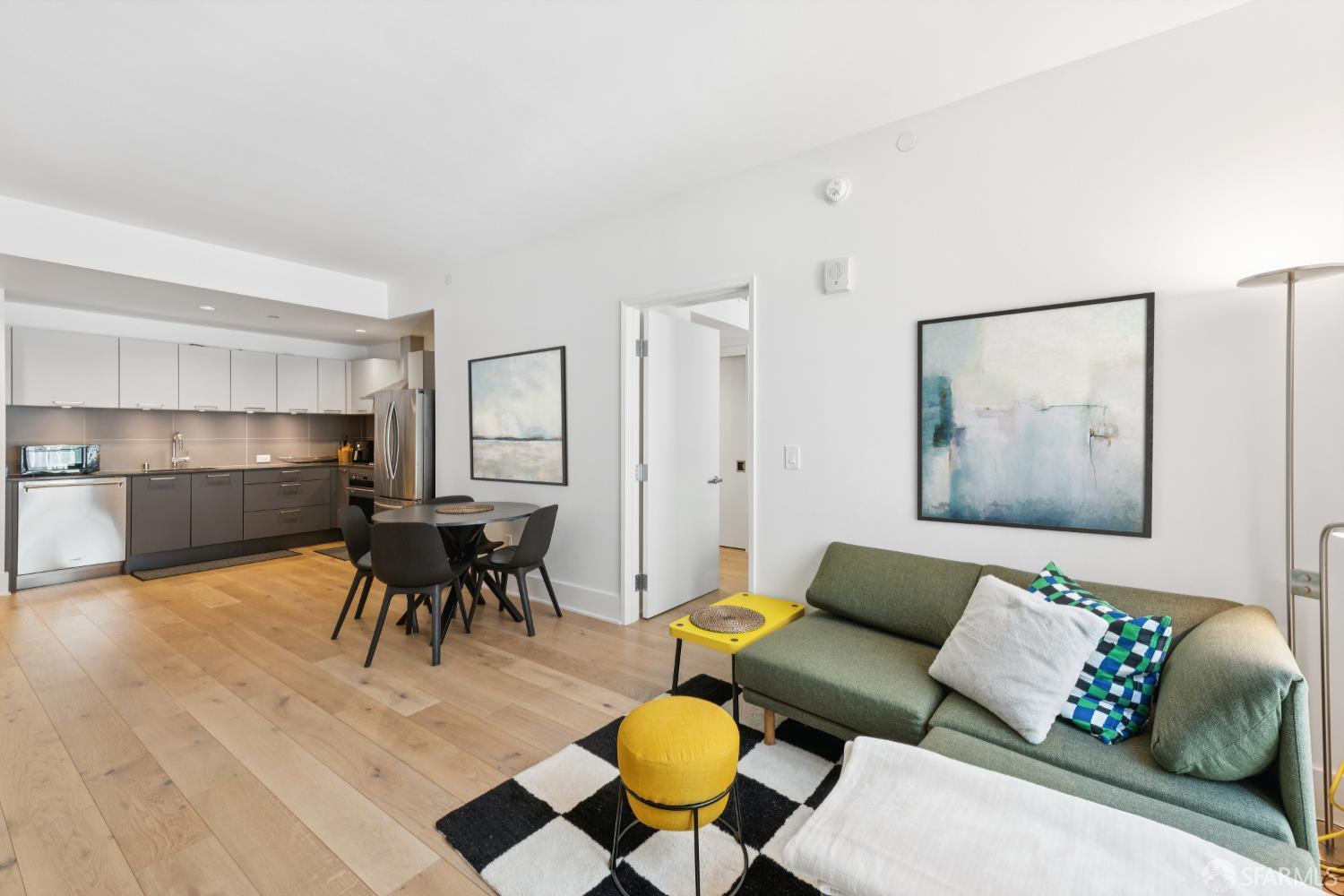 1075 Market Street # 412