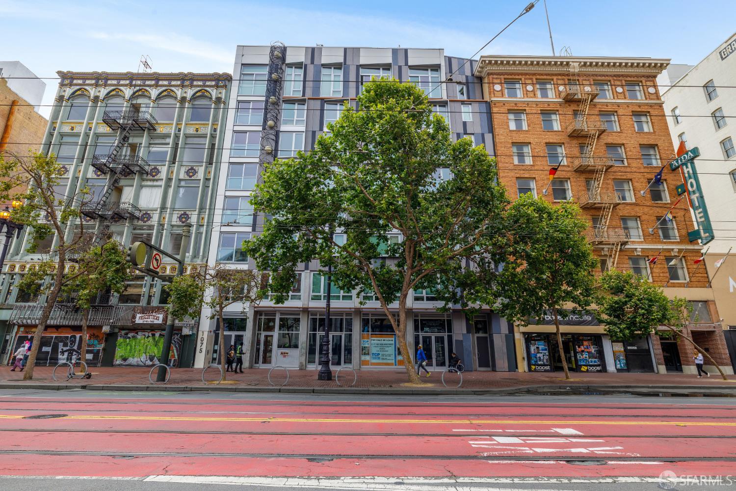 1075 Market Street # 412