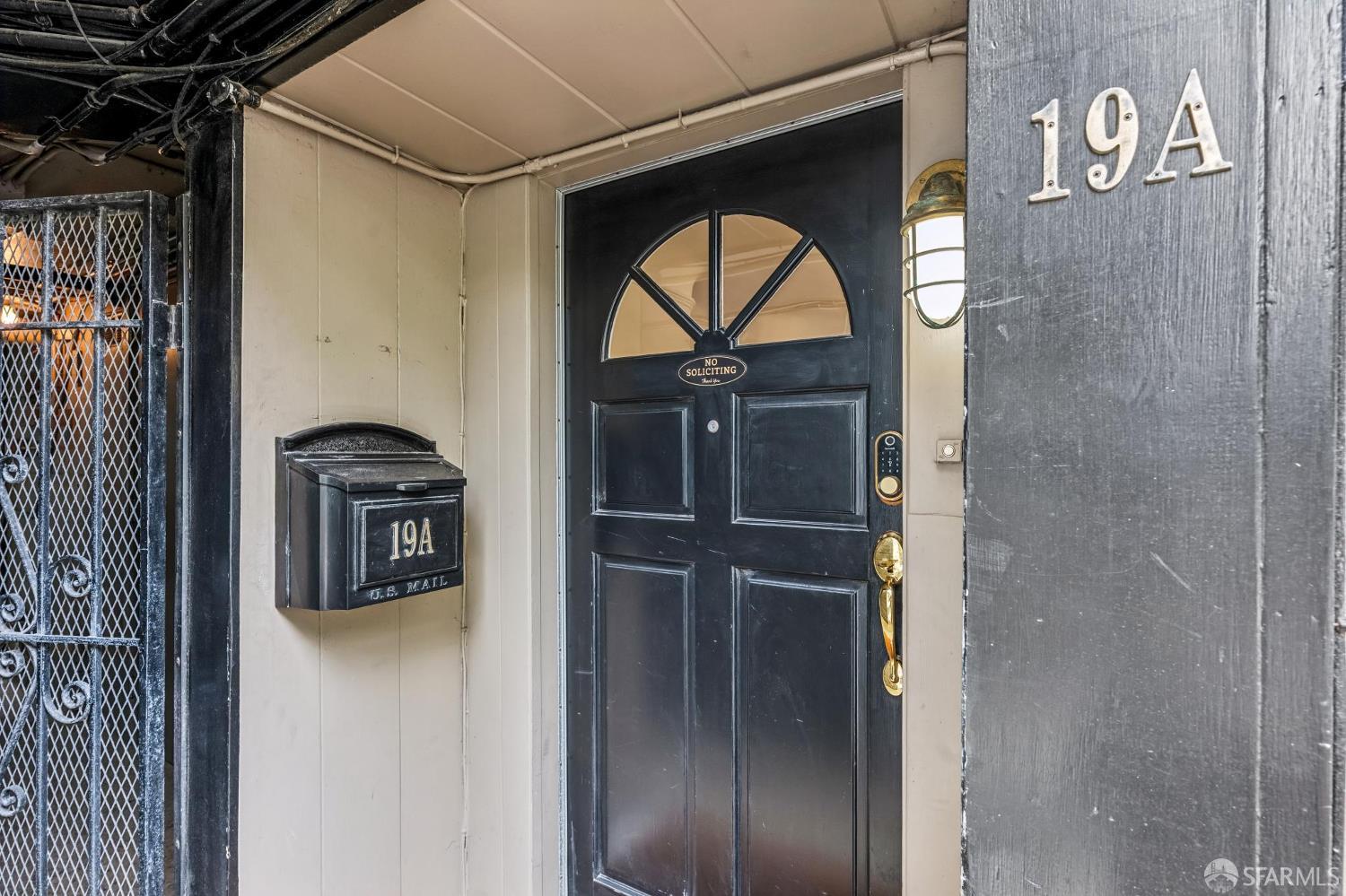 19 Alpine Terrace # A
