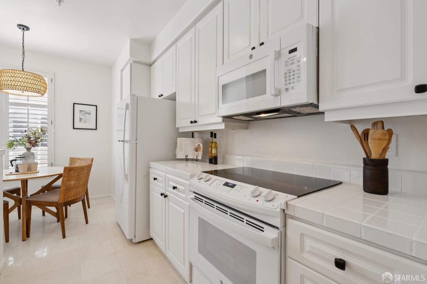 1951 Ofarrell Street # 216