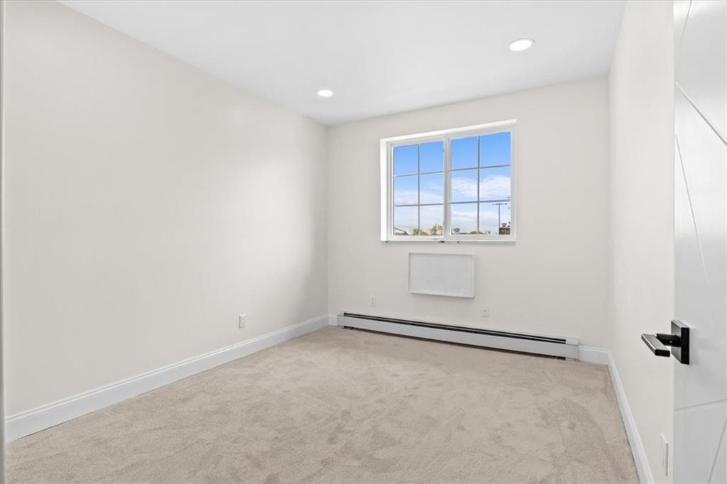 559 East 87th Street 304