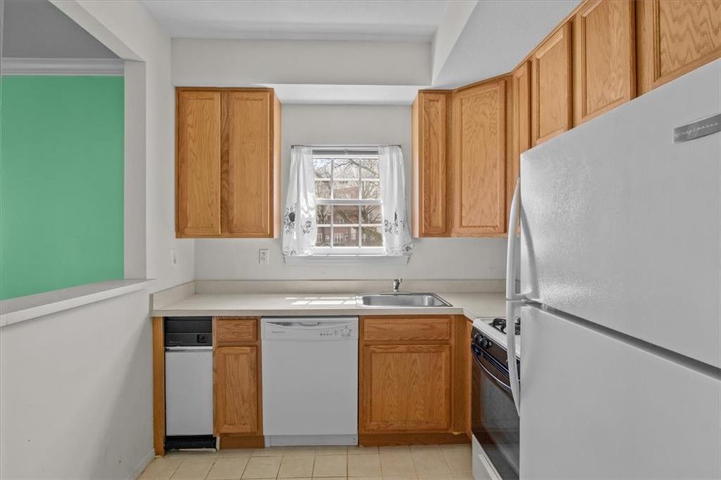 100 Mermaid Lane 303