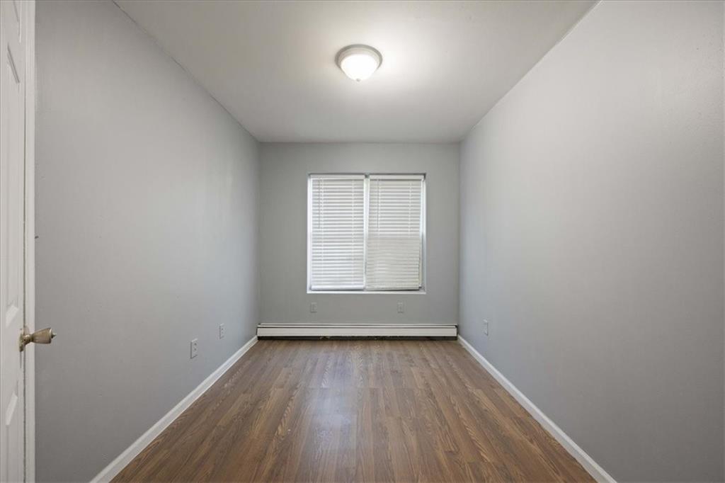 527 Cleveland Street 1