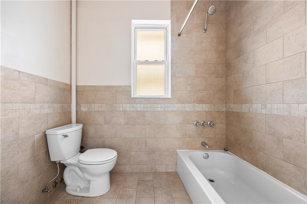 3712 Oceanic Avenue 2